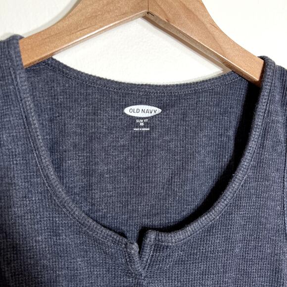 Old Navy Dark Gray Waffle Knit Tank LAST CALL - Picture 2 of 4